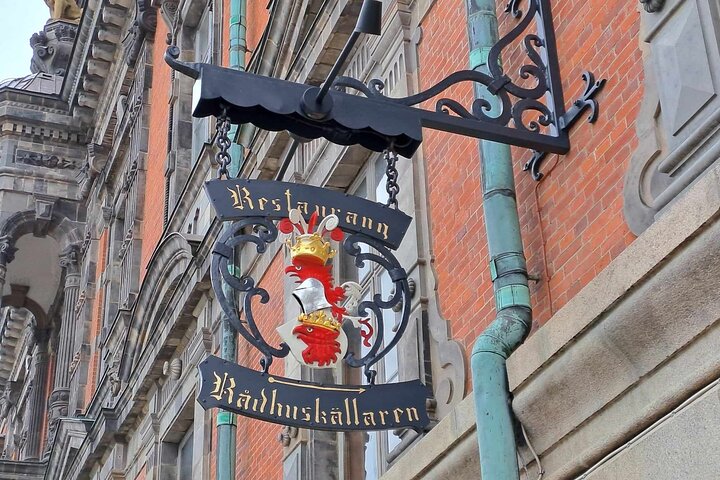Half Day Self-Guided Audio Walking Tour in Cosmopolitan Malmö
