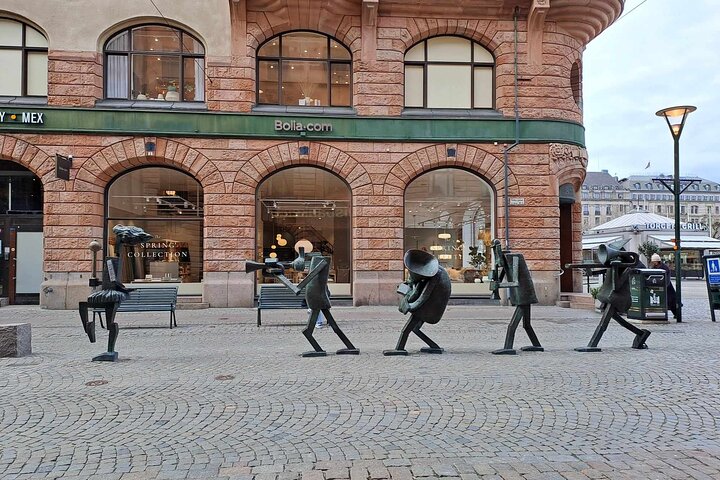 Half Day Self-Guided Audio Walking Tour in Cosmopolitan Malmö