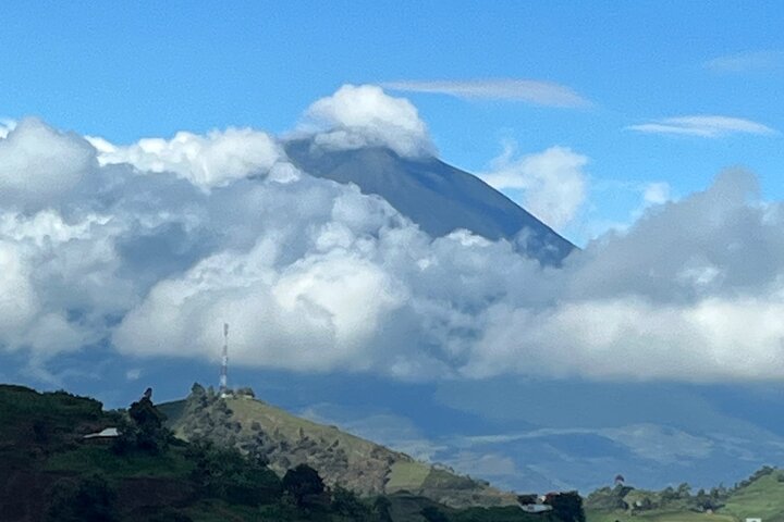 Kisoro Western Region Tour by Hiking