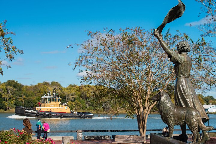 Narrated Historic Savannah Sightseeing Trolley Tour