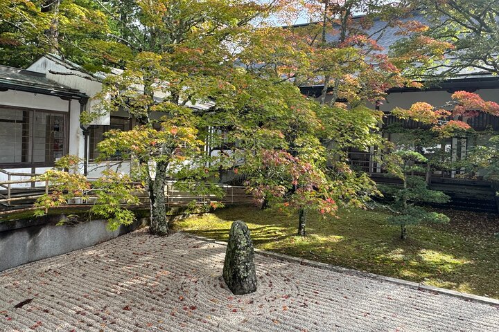 Koyasan: Half-Day Guided Tour - Okuno-in, Kongobuji & Danjo Garan