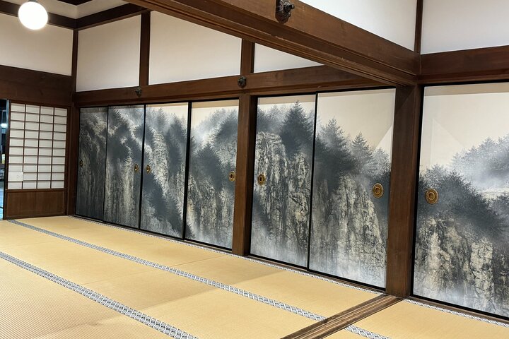 Koyasan: Half-Day Guided Tour - Okuno-in, Kongobuji & Danjo Garan