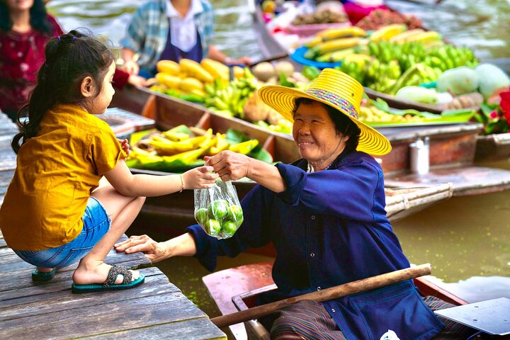 Bangkok: Floating Market and Train Market Experience