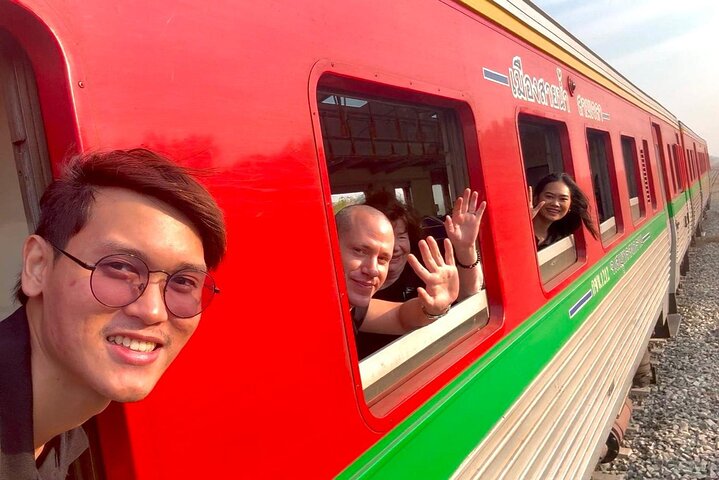 Bangkok: Floating Market and Train Market Experience