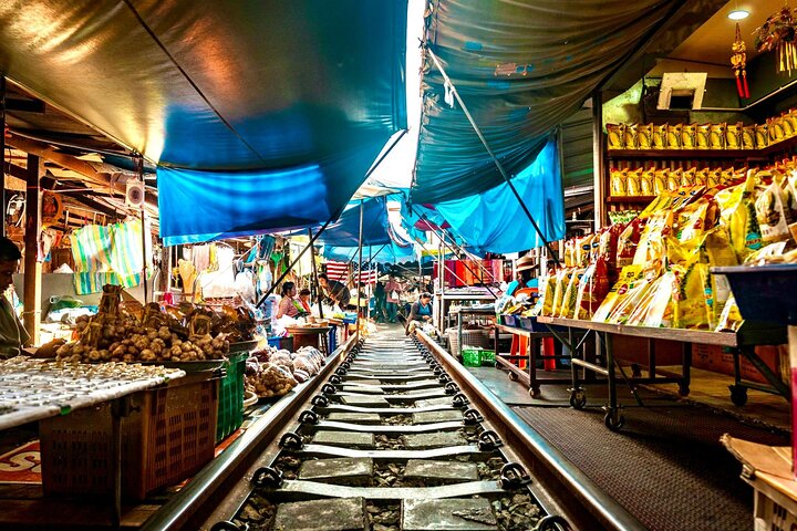 Bangkok: Floating Market and Train Market Experience