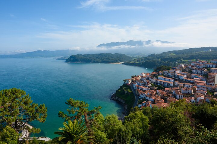 Lakes of Covadonga, Onis Cangas and Ballasts Tour from Oviedo