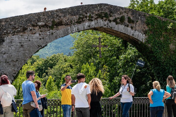 Tour to Lakes of Covadonga, Onís Cangas and Ballasts from Gijón