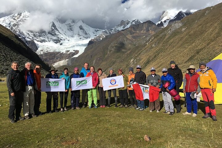 The Best of Huayhuash Mini Trek – Siula Grande Mountain (5D /4 N)