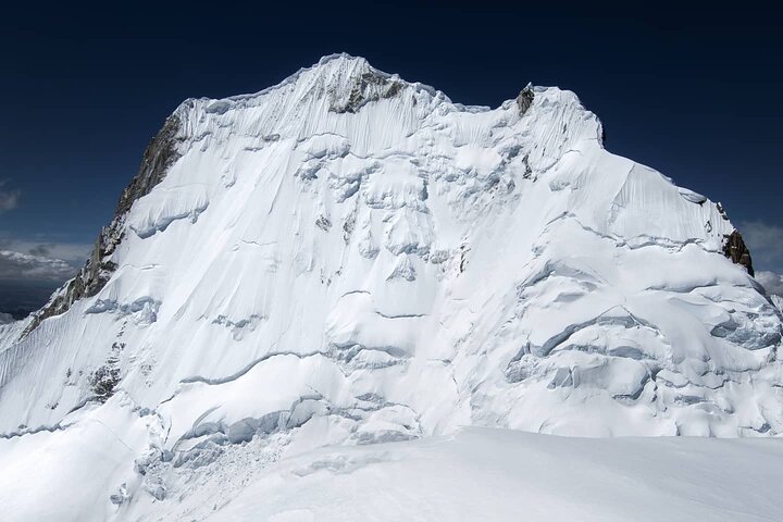 The Best of Huayhuash Mini Trek – Siula Grande Mountain (5D /4 N)