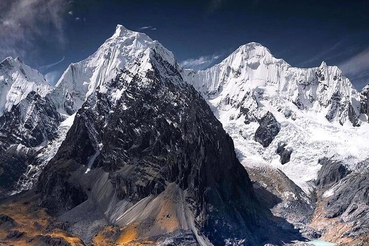 The Best of Huayhuash Mini Trek – Siula Grande Mountain (5D /4 N)