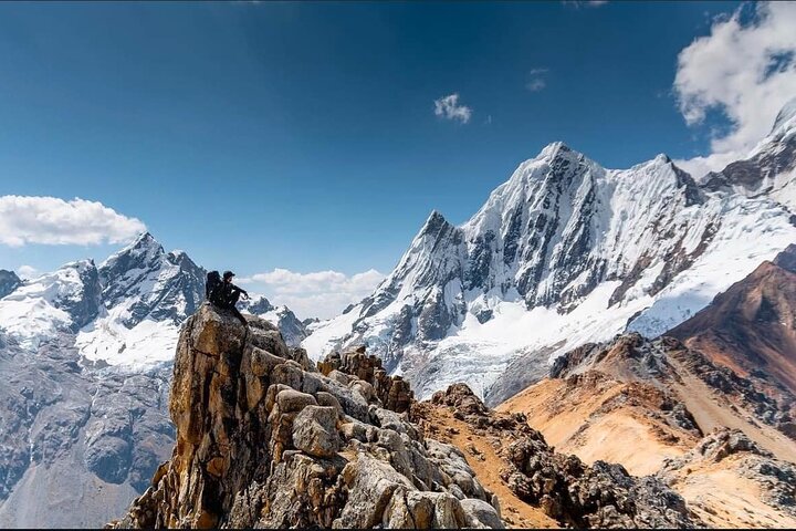 The Best of Huayhuash Mini Trek – Siula Grande Mountain (5D /4 N)