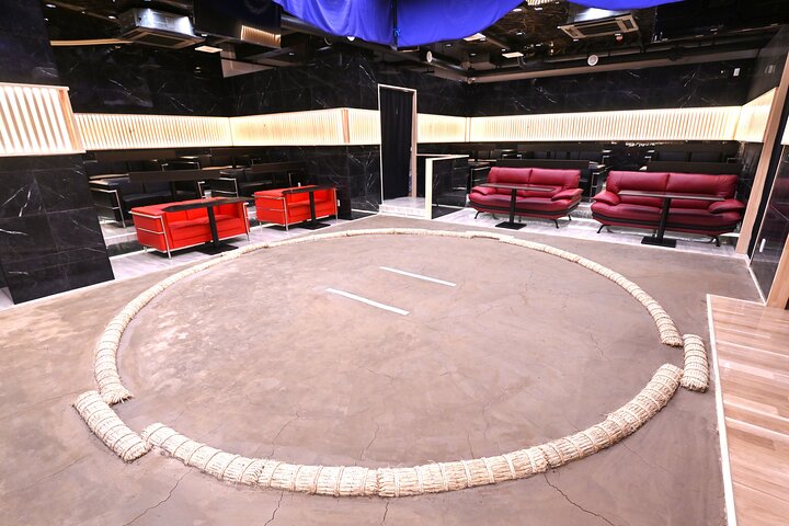 Tokyo Luxury Sumo Experience with Deluxe Japanese Cuisine