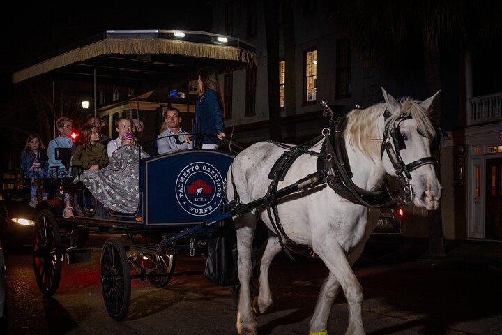 Charleston Haunted Horse and Carriage Evening Tour