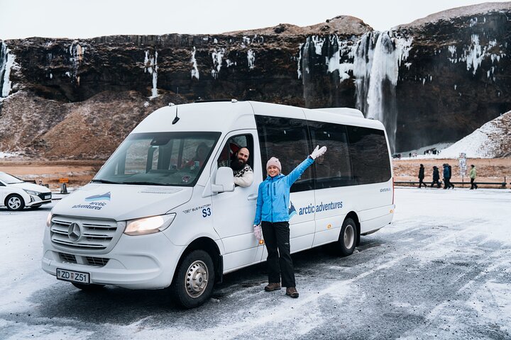 Sólheimajökull Glacier Hike & Ice Climbing Intro - Small Group