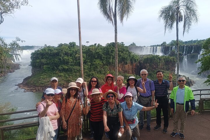 PRIVATE - iguazu falls in 1 day Brazil + Argentina + boat option