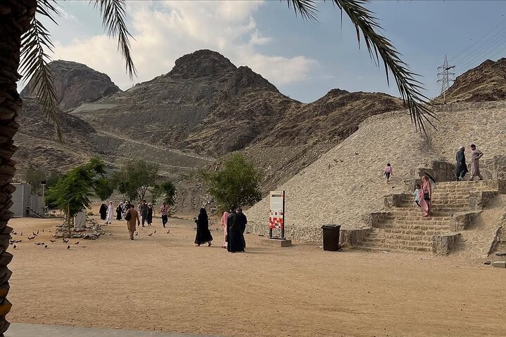 Jeddah Layover Stopover & Transit Tour with Private Transfer