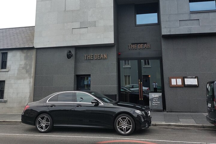 Ennis to Dublin Airport Premium Car Service