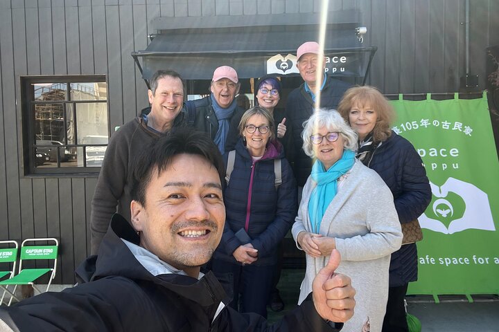 Become a Local! A Walking Tour of Arts, Crafts & Onsen Culture