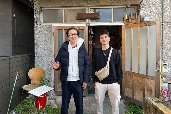 Become a Local! A Walking Tour of Arts, Crafts & Onsen Culture