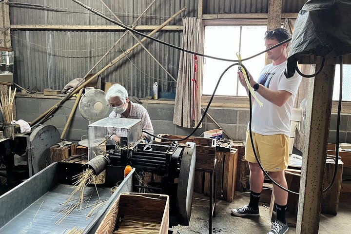 Become a Local! A Walking Tour of Arts, Crafts & Onsen Culture