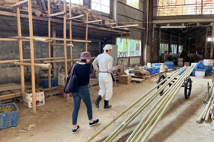 Become a Local! A Walking Tour of Arts, Crafts & Onsen Culture