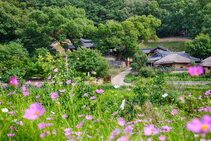 Gyeongju UNESCO World Heritage Guided Day Tour from Busan