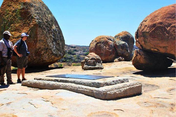 Full-Day Matobo Rhino Tracking & Rock Art from Bulawayo