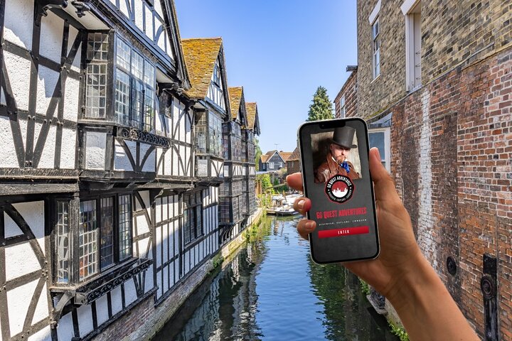 Canterbury Self Guided Treasure Hunt & Outdoor Exploration Game