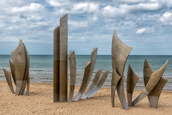 Le Havre Shore Excursion: Private D-Day Beaches Tour