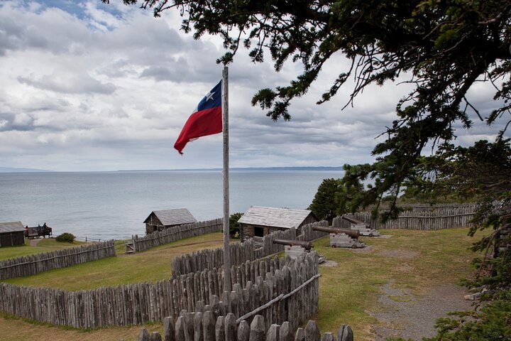 Fuerte Bulnes Shore Tour for Cruisers in Punta Arenas