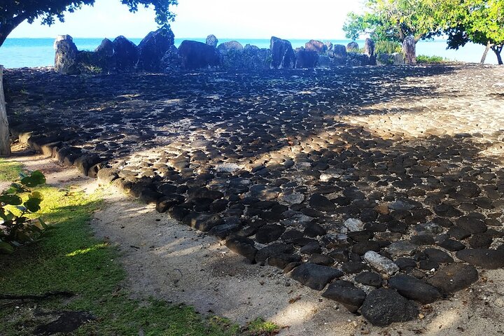 4x4 Tour – Culture, Crafts and Agritourism in Raiatea