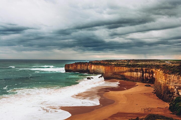 Great Ocean Road Discovery Tour-12 Apostles & Golden Hour Wonders