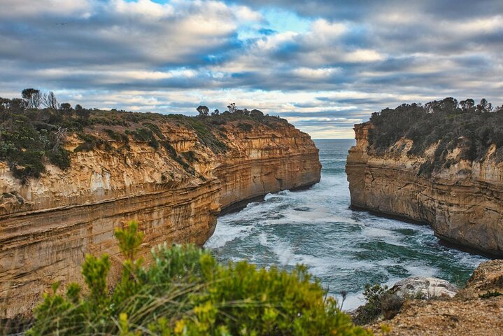 Great Ocean Road Discovery Tour-12 Apostles & Golden Hour Wonders