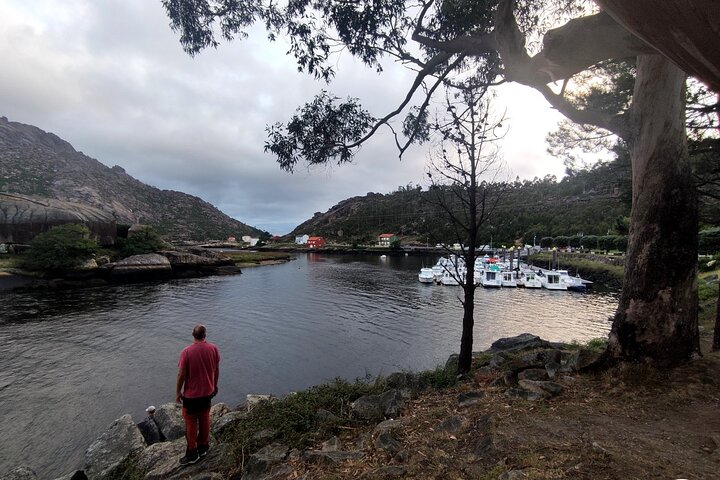 Excursion to Finisterre + Muxia + Costa da Morte (7 stops)