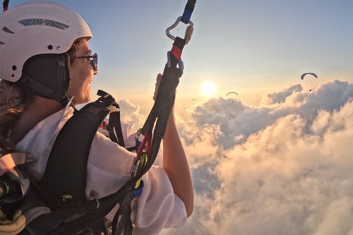 Paragliding In Fethiye Oludeniz, Turkey
