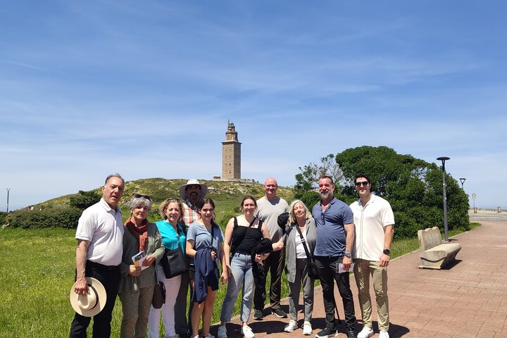 Private excursions in A Coruña from 5 to 11 passengers