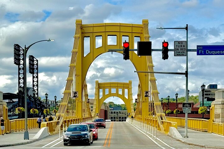 Downtown Pittsburgh Hidden Gems Food Tour with 5 Food Tastings