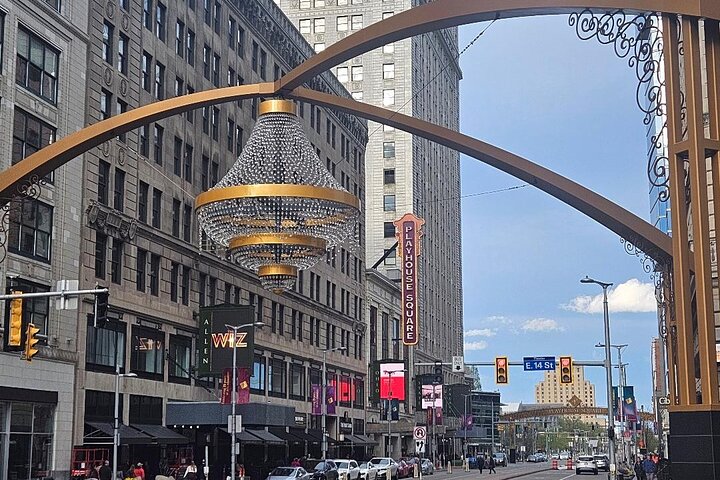 Cleveland Highlights City Tour with Pickup