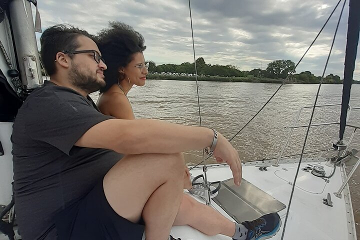 "SAILING TOUR: Tango and Choripan (typical Argentine food)