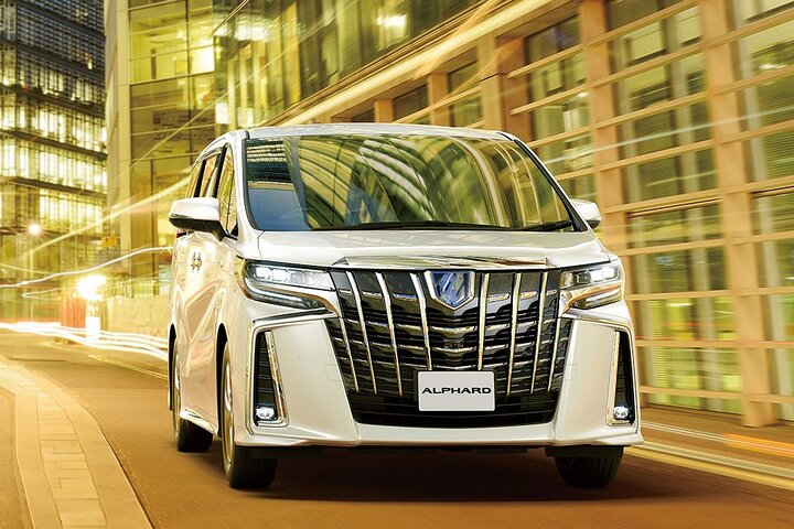 Narita Airport(NRT): Private Transfer to Tokyo/Yokohama 1-9pax