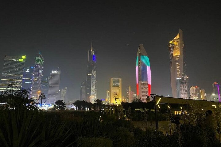 Kuwait: Half-Day City & Desert Tour with Pick-Up & Drop-Off