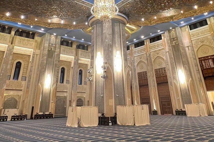 Kuwait: Half-Day City & Desert Tour with Pick-Up & Drop-Off