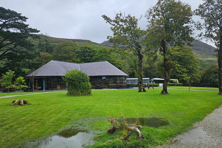 Kylemore Abbey Connemara Walking Tour Experience