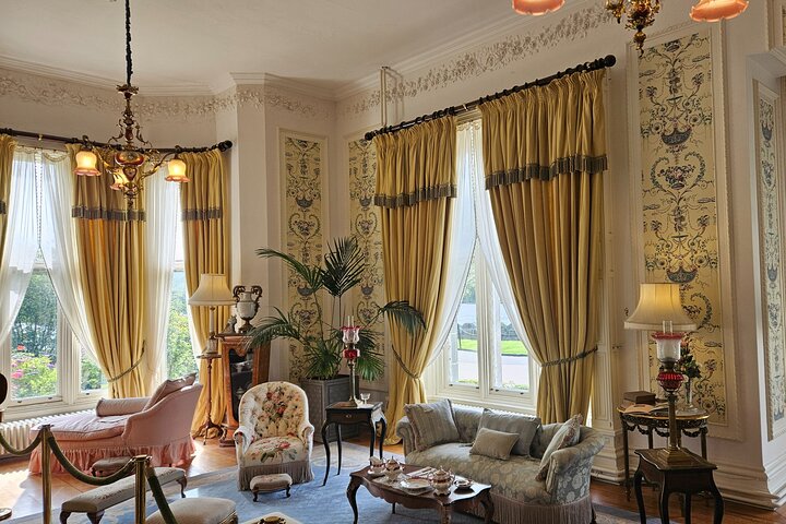 Kylemore Abbey Connemara Walking Tour Experience
