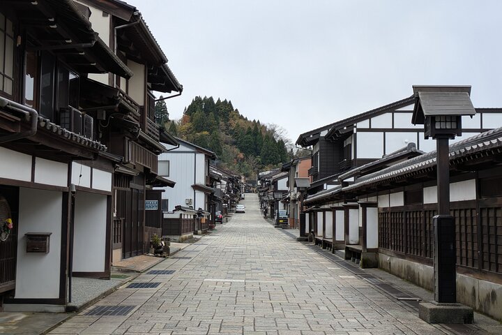 Explore the History in Toyama Walking Tour
