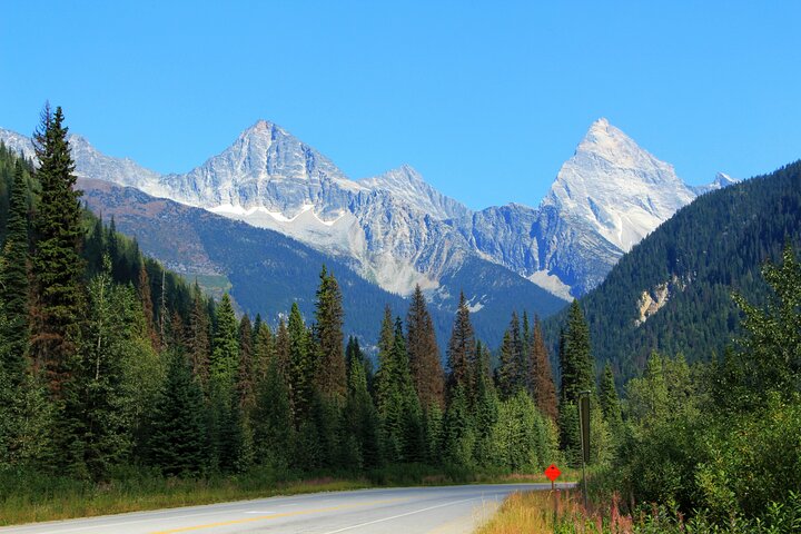 Scenic Kamloops Self Guided Audio Driving Tour to Lake Louise