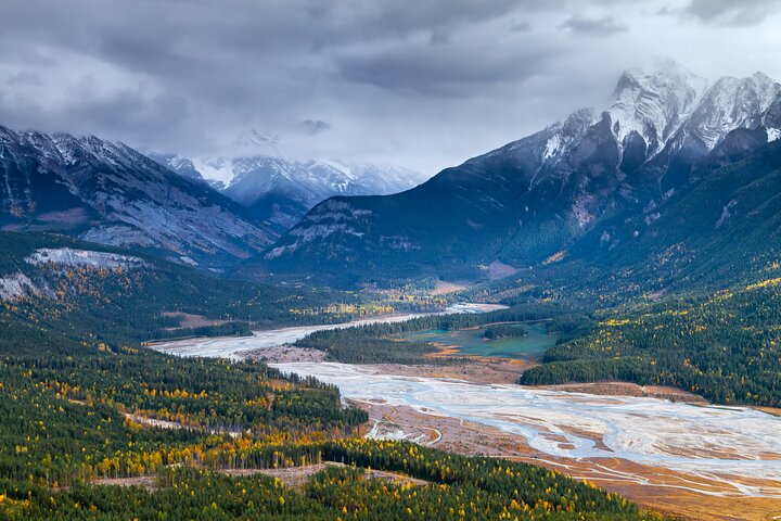 Scenic Kamloops Self Guided Audio Driving Tour to Lake Louise