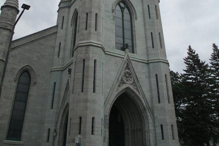 Trois-Rivières Self-Guided Walking Tour and Scavenger Hunt