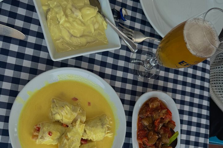 Local Food Tasting Tour Visiting 3 Islands from Istanbul