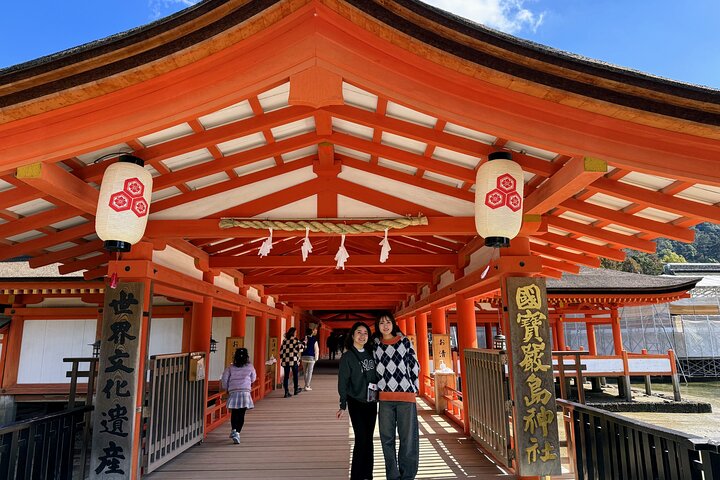 Peaceful Hiroshima & Miyajima UNESCO 1 Day Bus Tour